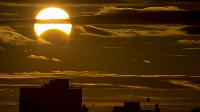 TOPSHOTS-US-SCIENCE-ECLIPSE