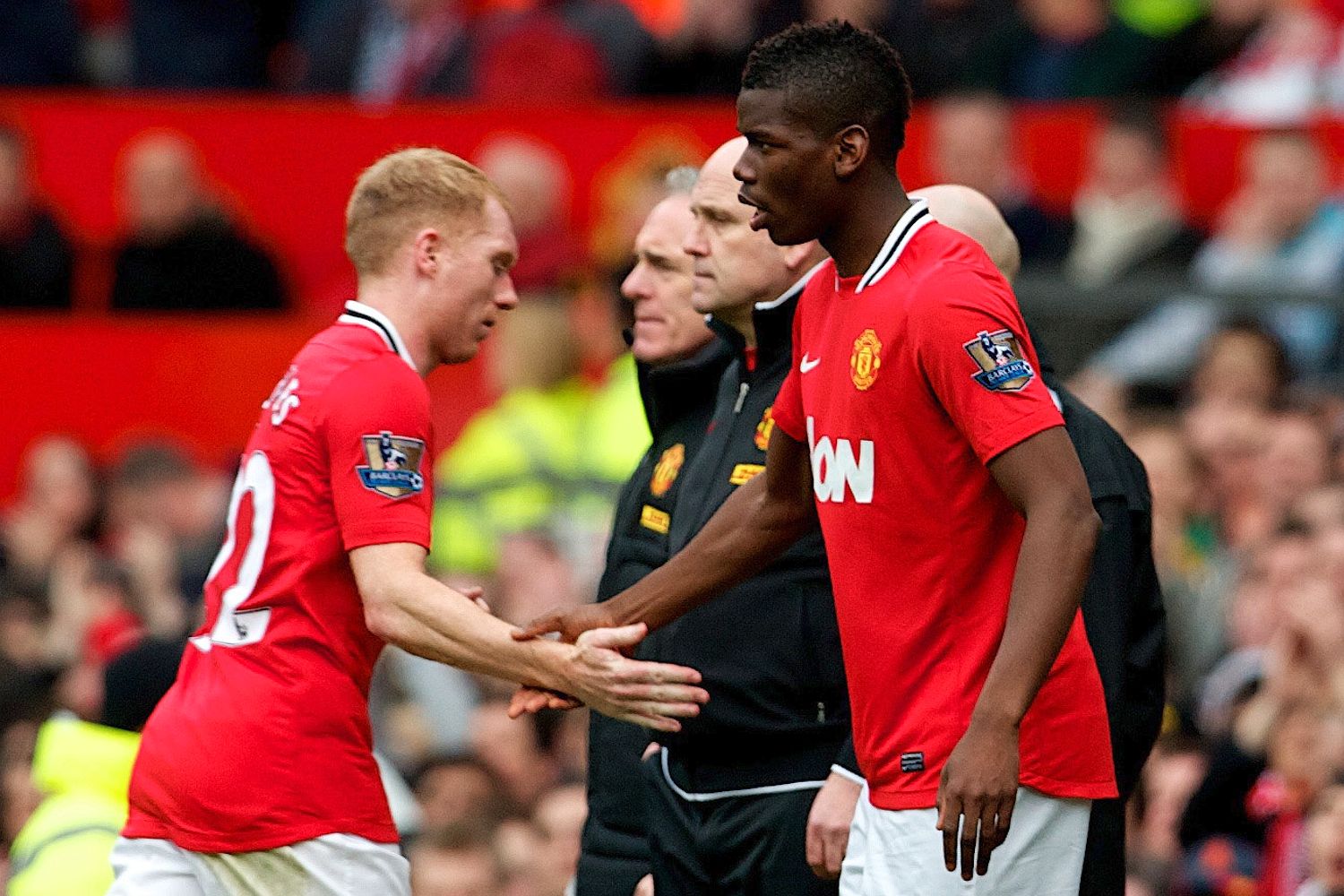 pogba-and-scholes-at-united-2013